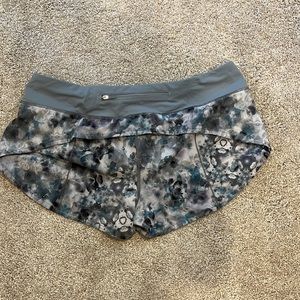 Lululemon Speed Up Shorts size 10